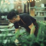 رازهایی که شرکت‌های نظافتی به شما نمی‌گویند (اما باید بدانید!)